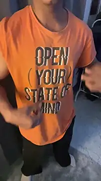 nick  yy online show from January 13, 7:35 am