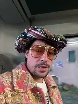 zenzero87 online show from March 3, 5:53 am