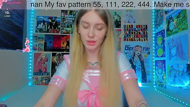 Snapshot of AliceMilman chatting on January 21, 10:52 am AliceMilman online show from January 21, 10:52 am