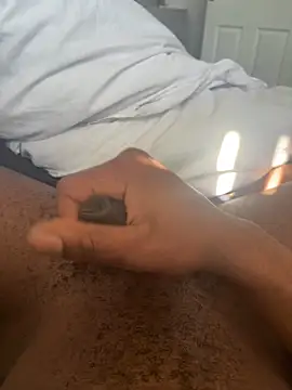 Hueythebbc online show from March 19, 10:30 am