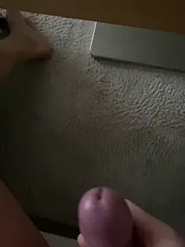 knudelboy2 online show from February 14, 1:52 pm