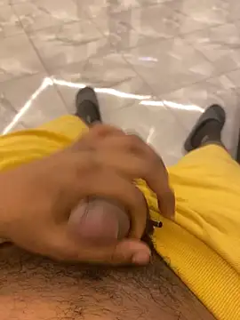 Lahcene online show from December 13, 10:26 pm