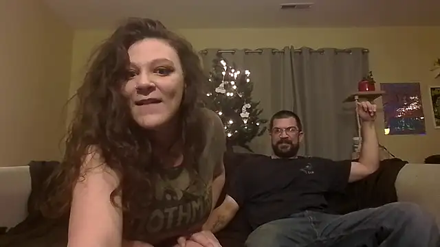 kitwithclaws420 online show from December 16, 2:04 am