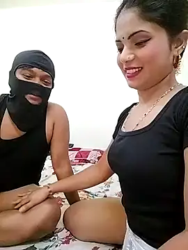 Snapshot of ascuple chatting on March 12, 9:24 pm ascuple online show from March 12, 9:24 pm