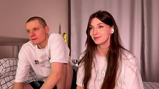 Snapshot of eternal_dream_ chatting on December 9, 9:05 pm eternal dream  online show from December 9, 9:05 pm