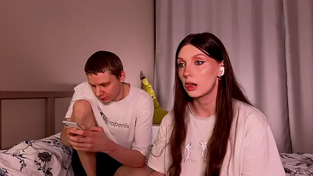 Snapshot of eternal_dream_ chatting on February 25, 11:22 pm eternal dream  online show from February 25, 11:22 pm