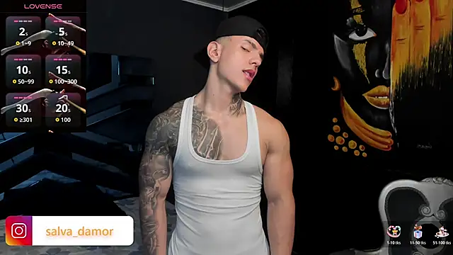 Snapshot of Flynn_Riider chatting on May 2, 5:29 pm Flynn Riider online show from May 2, 5:29 pm