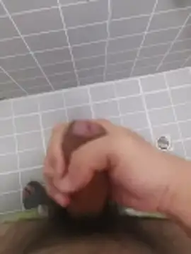 thanos65432 online show from April 14, 3:51 pm