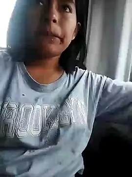 Snapshot of Danna-linyi chatting on January 19, 10:17 pm Danna-linyi online show from January 19, 10:17 pm