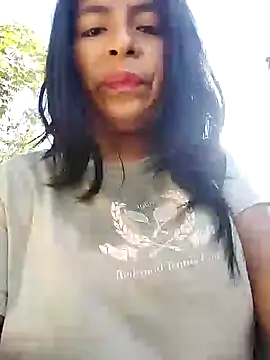 Snapshot of Danna-linyi chatting on February 1, 8:47 pm Danna-linyi online show from February 1, 8:47 pm