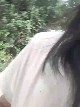 Snapshot of Danna-linyi chatting on February 19, 9:14 pm Danna-linyi online show from February 19, 9:14 pm