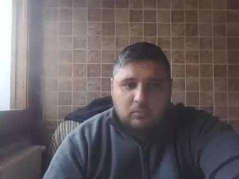  revianzip1 online show from January 4, 1:10 pm