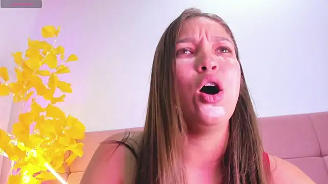 HaleyAmaya online show from April 14, 11:22 pm