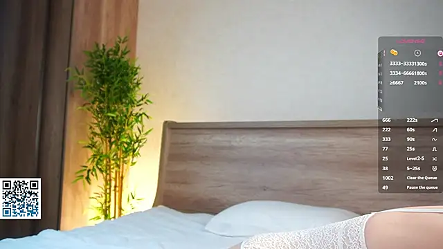 Snapshot of WiloneEsse chatting on October 19, 3:23 pm WiloneEsse online show from October 19, 3:23 pm