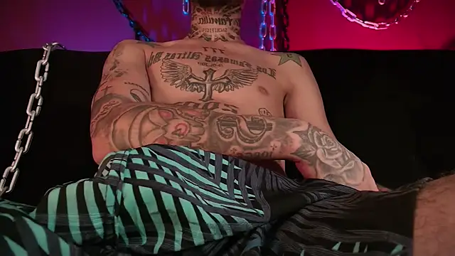 Snapshot of Junihn0 chatting on December 24, 9:06 am Junihn0 online show from December 24, 9:06 am