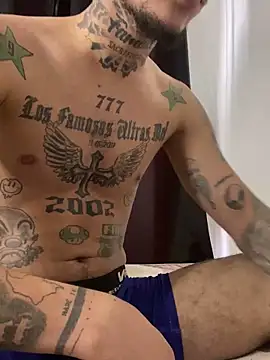 Snapshot of Junihn0 chatting on December 25, 5:15 pm Junihn0 online show from December 25, 5:15 pm