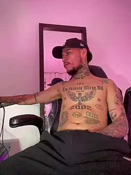 Snapshot of Junihn0 chatting on October 10, 9:25 pm Junihn0 online show from October 10, 9:25 pm