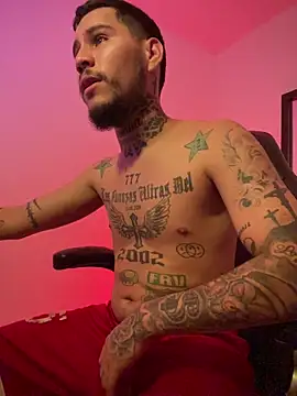 Snapshot of Junihn0 chatting on November 7, 9:48 pm Junihn0 online show from November 7, 9:48 pm