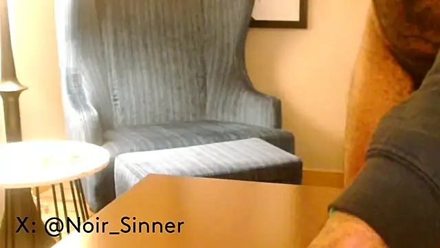 sinnernoir online show from February 15, 1:02 am