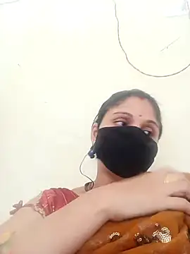 Snapshot of Cute-Aadhvita chatting on October 19, 7:42 am Cute-Aadhvita online show from October 19, 7:42 am