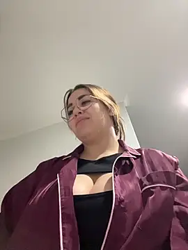 VikiDemi online show from February 1, 7:12 pm