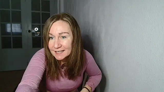 Snapshot of TamaraSweetxo chatting on December 16, 4:38 pm TamaraSweetxo online show from December 16, 4:38 pm