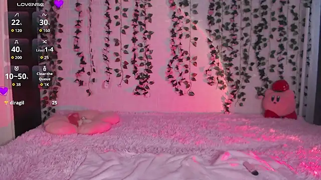 Snapshot of Lessy_Lasska chatting on October 30, 4:03 am Lessy Lasska online show from October 30, 4:03 am