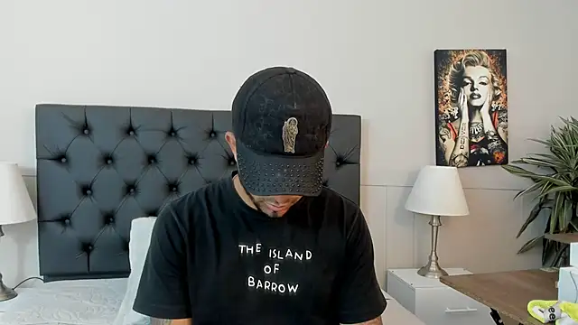 Snapshot of Robin_Rief chatting on September 30, 3:33 am Robin Rief online show from September 30, 3:33 am