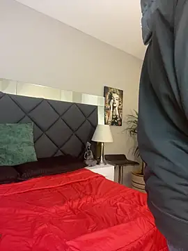 Snapshot of Robin_Rief chatting on February 5, 3:44 am Robin Rief online show from February 5, 3:44 am