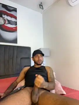 Snapshot of Robin_Rief chatting on February 16, 6:31 am Robin Rief online show from February 16, 6:31 am