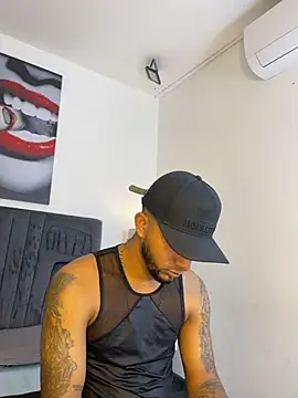 Snapshot of Robin_Rief chatting on February 23, 3:15 am Robin Rief online show from February 23, 3:15 am