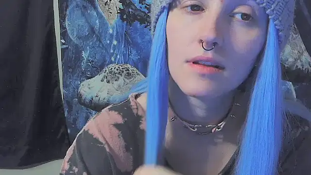  hellostormy  online show from January 9, 11:35 am