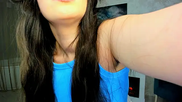 Snapshot of AlluringAriel chatting on May 28, 10:12 am AlluringAriel online show from May 28, 10:12 am