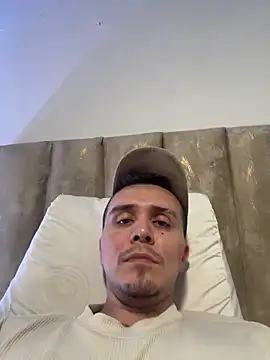 adam-rivera online show from March 10, 8:25 pm