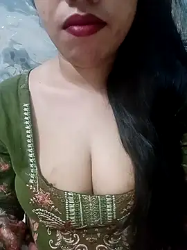 Snapshot of Haniya-143 chatting on April 29, 10:38 pm Haniya-143 online show from April 29, 10:38 pm