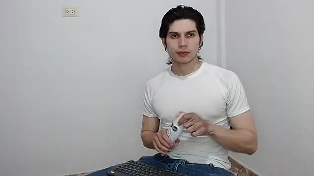 pervertsteens3 online show from February 7, 12:25 am