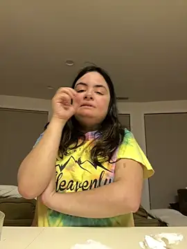 littlemissbabycakes online show from February 11, 5:34 am