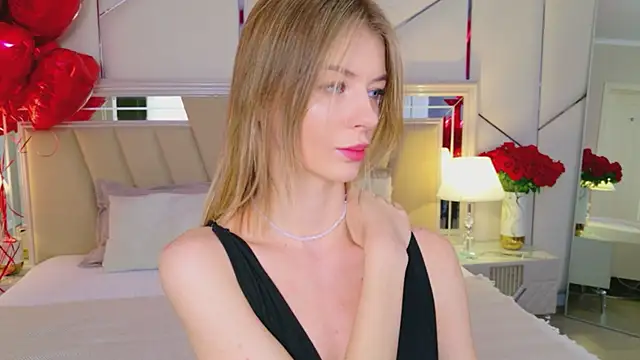 MeganMour online show from February 12, 5:08 pm