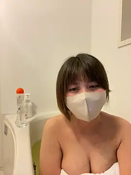 Snapshot of -anzu-o chatting on December 28, 12:35 pm -anzu-o online show from December 28, 12:35 pm