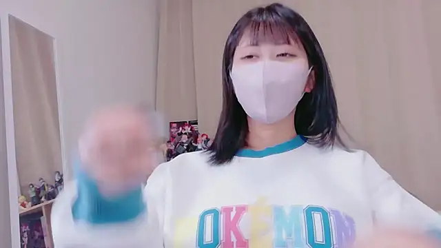 Snapshot of -anzu-o chatting on October 24, 9:17 am -anzu-o online show from October 24, 9:17 am