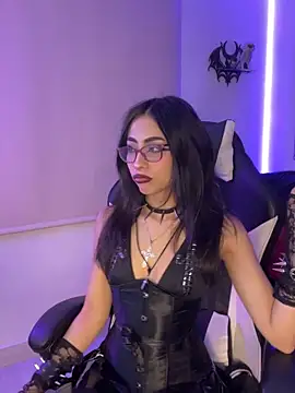 vampy dolll online show from October 27, 6:50 am