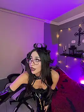 vampy dolll online show from May 29, 12:19 am