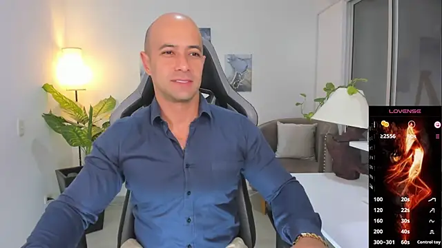 Snapshot of ryan_master_ chatting on December 31, 8:04 am ryan master online show from December 31, 8:04 am