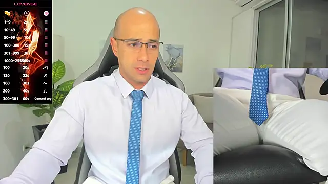 Snapshot of ryan_master_ chatting on January 4, 9:10 am ryan master online show from January 4, 9:10 am