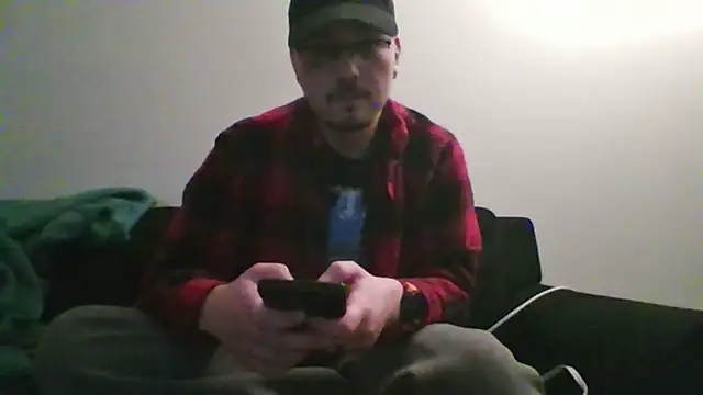 Snapshot of cmichaelxxx chatting on January 2, 11:31 am cmichaelxxx online show from January 2, 11:31 am