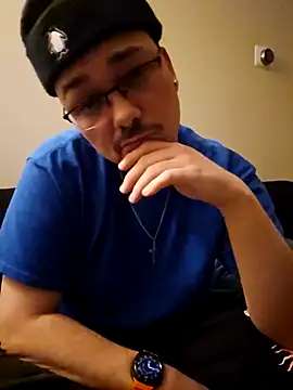 Snapshot of cmichaelxxx chatting on January 15, 10:46 pm cmichaelxxx online show from January 15, 10:46 pm