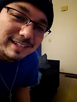 Snapshot of cmichaelxxx chatting on January 16, 1:48 am cmichaelxxx online show from January 16, 1:48 am