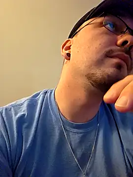 Snapshot of cmichaelxxx chatting on February 10, 10:09 pm cmichaelxxx online show from February 10, 10:09 pm