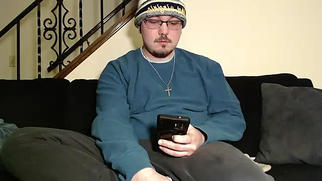 Snapshot of cmichaelxxx chatting on March 2, 7:43 am cmichaelxxx online show from March 2, 7:43 am