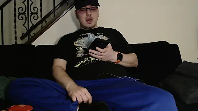 Snapshot of cmichaelxxx chatting on March 16, 12:12 am cmichaelxxx online show from March 16, 12:12 am